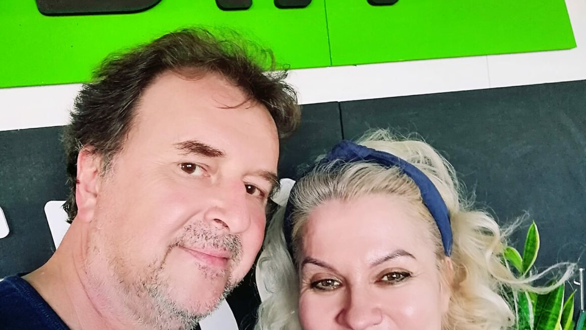 DUETT VENDÉGE DR. KOLLÁR ATTILA RADIOLÓGUS FŐORVOS, FUVOLISTA