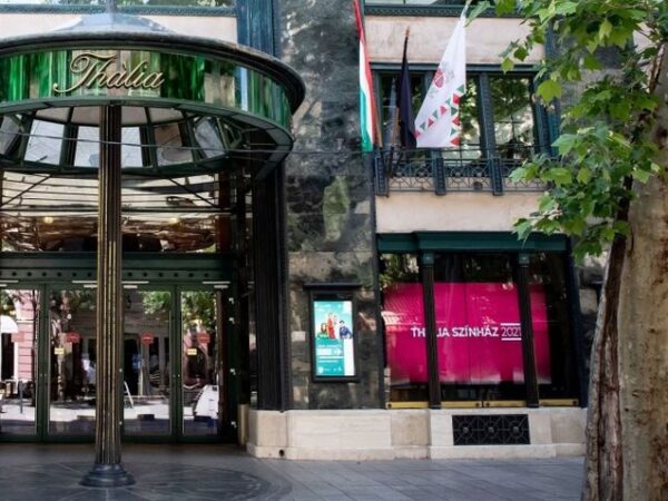 Mezőkövesdi Takács István kiállítása, 9. Independent Label Fair és Thália Színház 2025/26-os évada a csütörtöki Nyitányban